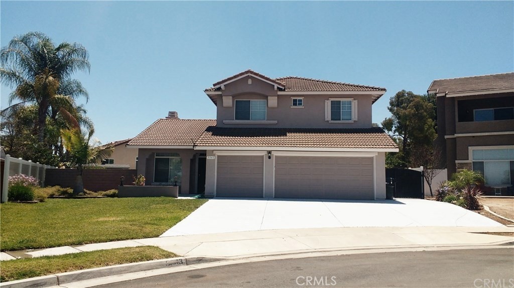 3343 Heatherbrook Circle, Corona, CA 92881