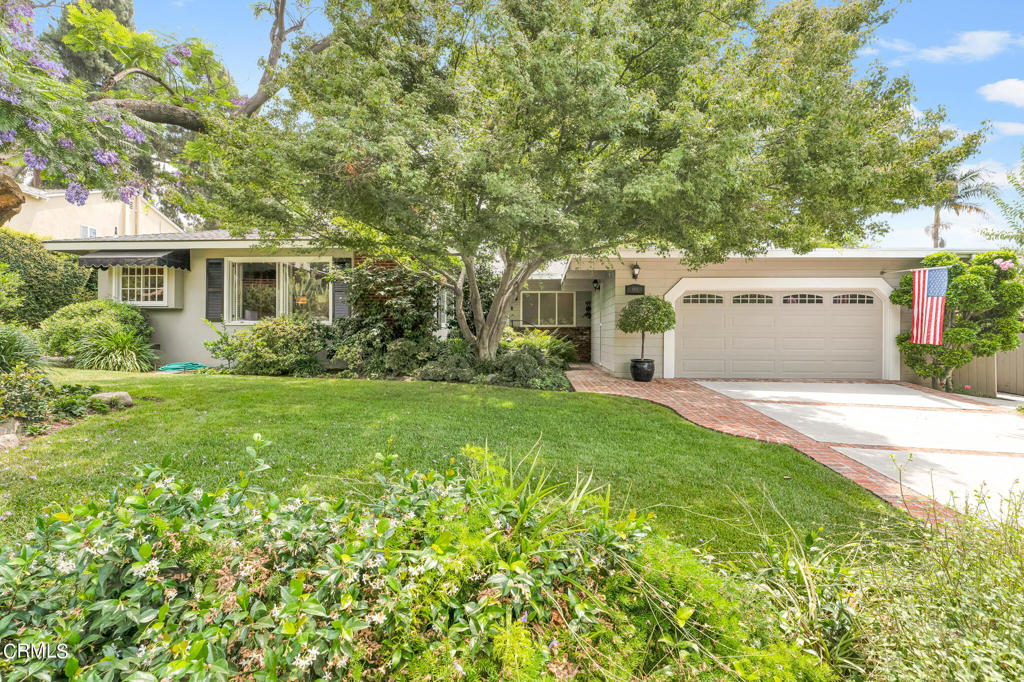 4816 Janvier Way, La Crescenta, CA 91214