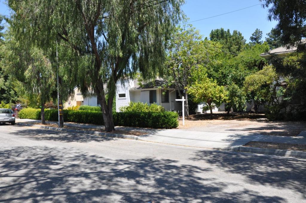 942 Jackson Street, Mountain View, CA 94043