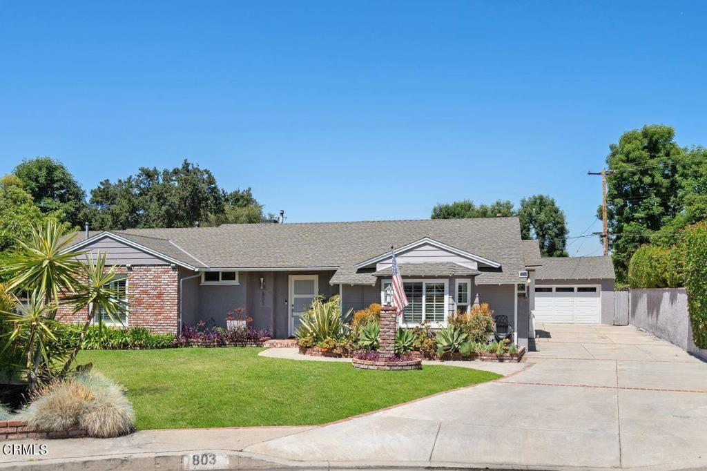 803 E Oakwood Avenue, Glendora, CA 91741