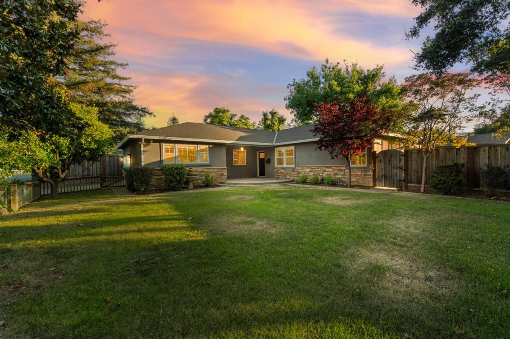 15543 Longwood Drive, Los Gatos, CA 95032