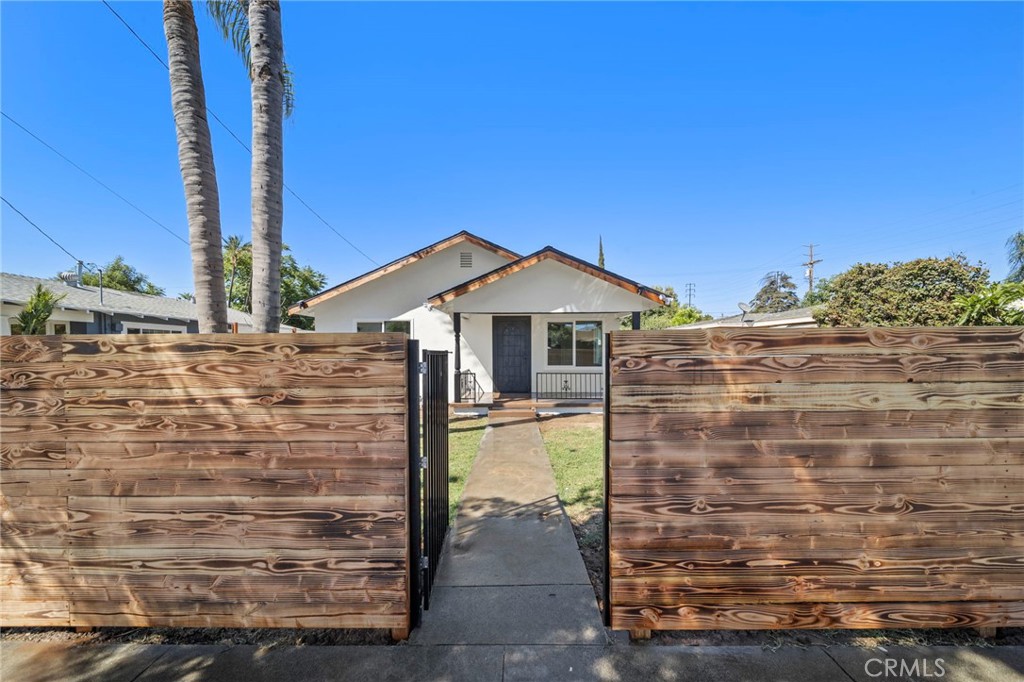 3343 Holding Street, Riverside, CA 92501