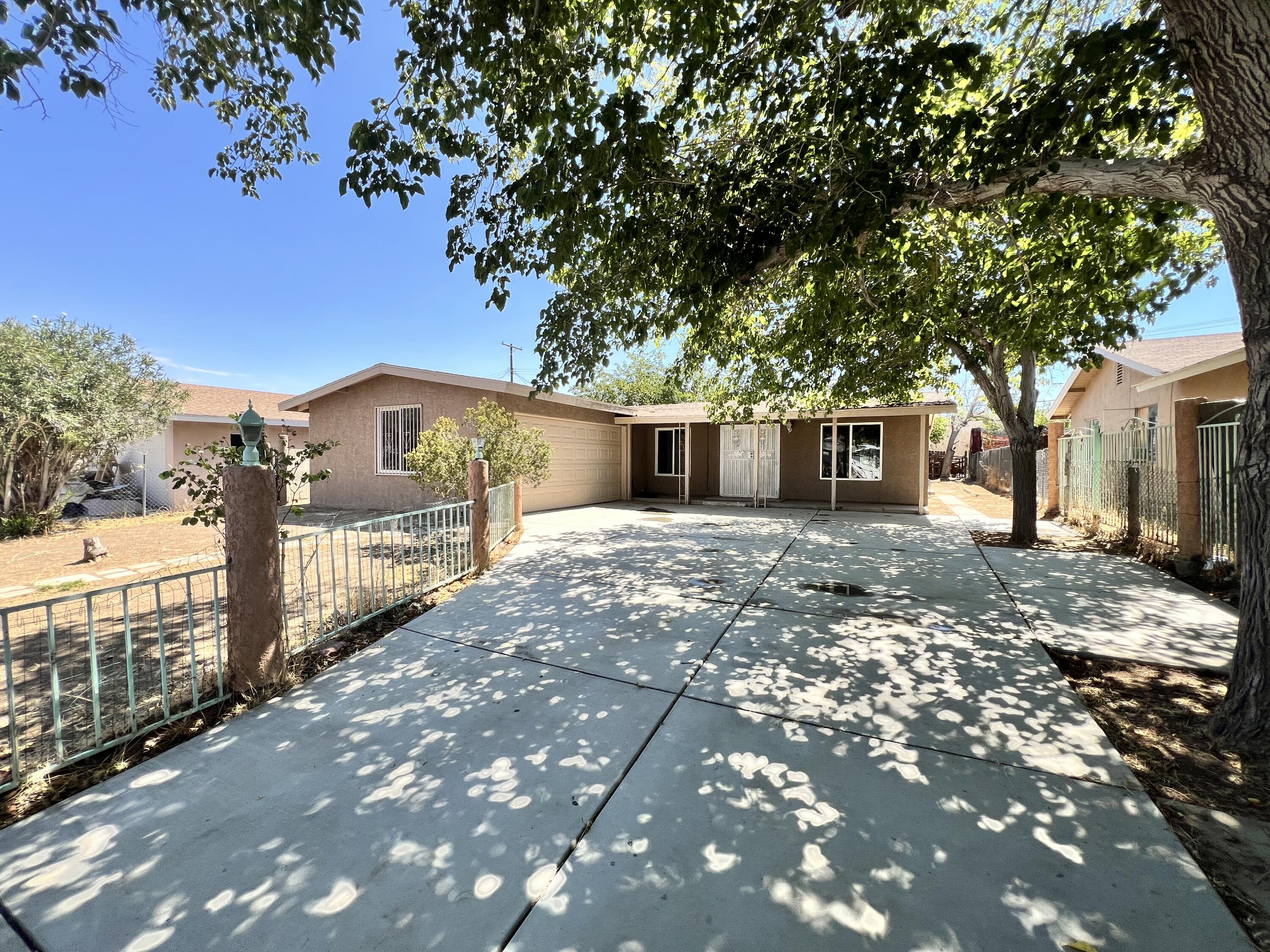 38460 Sumac Avenue, Palmdale, CA 93550