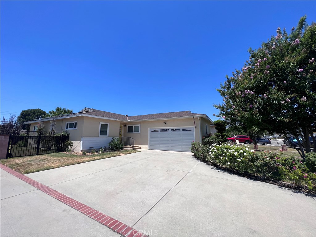 5021 N Arroway Avenue, Covina, CA 91724