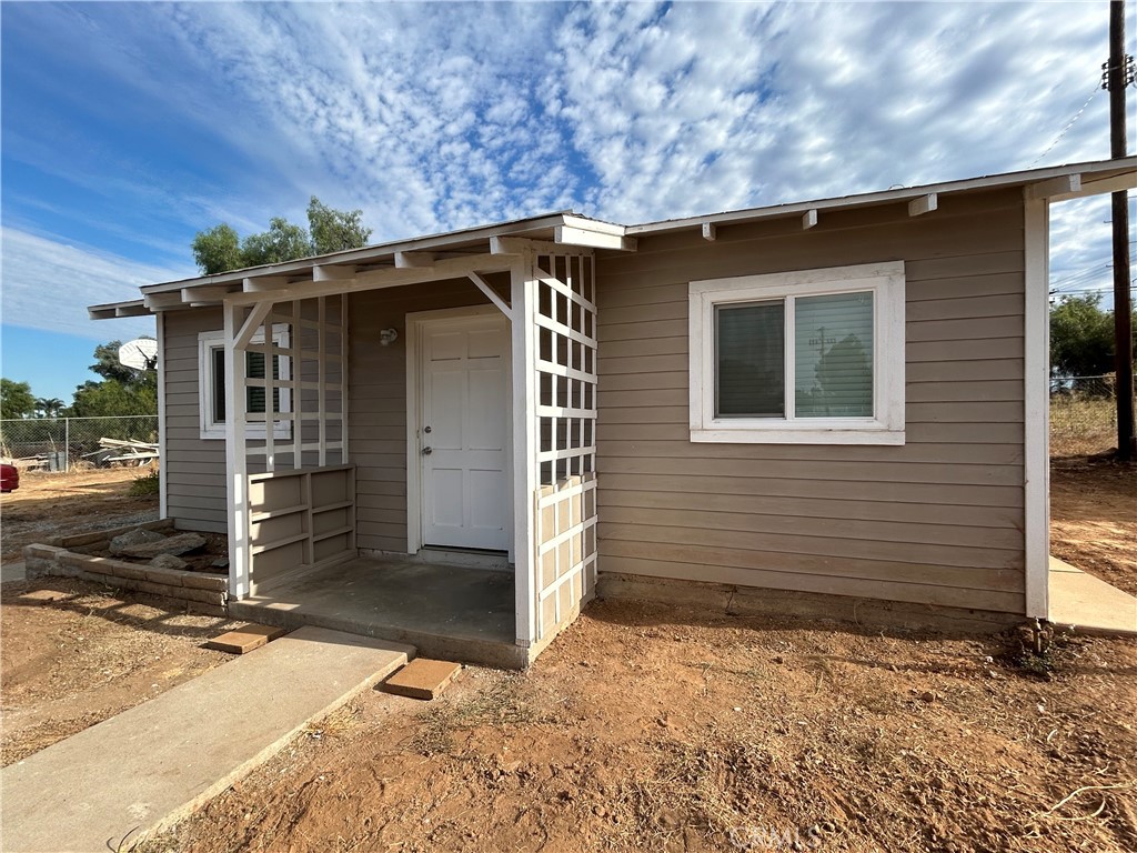 15081 Wood Rd, Riverside, CA 92508