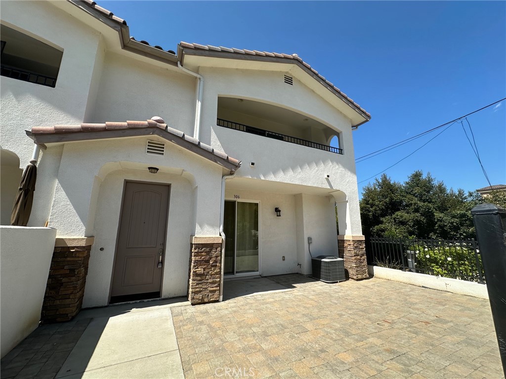 306 Newbury Vista Lane, Thousand Oaks, CA 91320