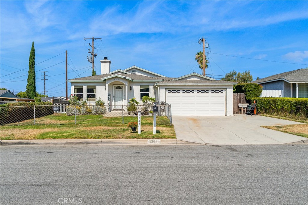 1347 S Valley Center Avenue, Glendora, CA 91740