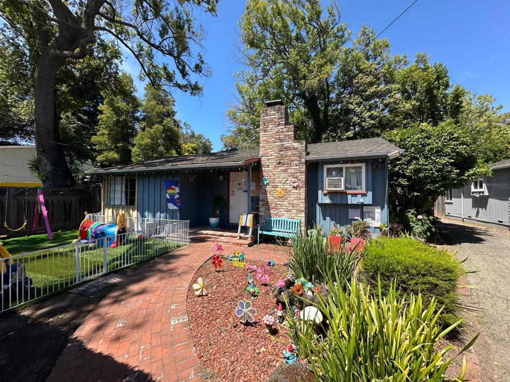 1909 Cooley Avenue, East Palo Alto, CA 94303