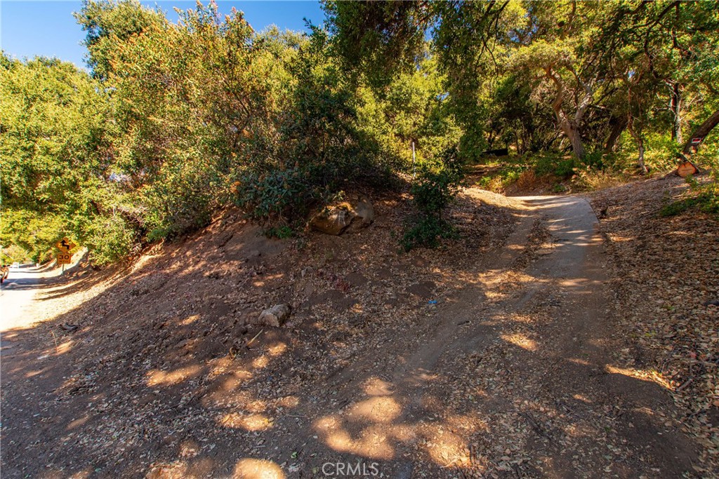 7210 Santa Susana Pass Road | Similar Property Thumbnail