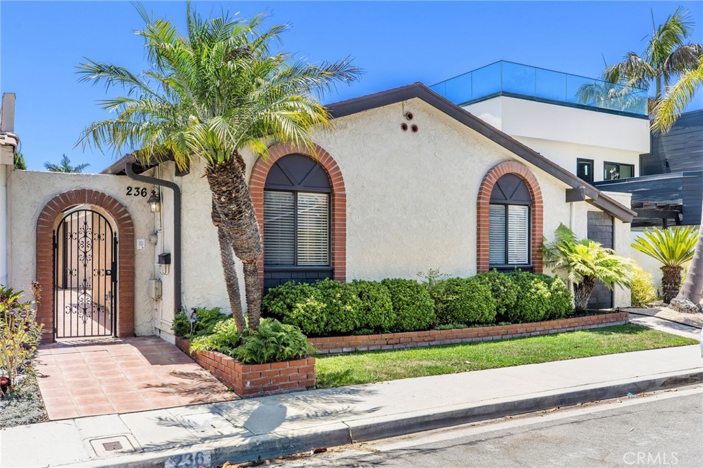 236 Electric Avenue, Seal Beach, CA 90740