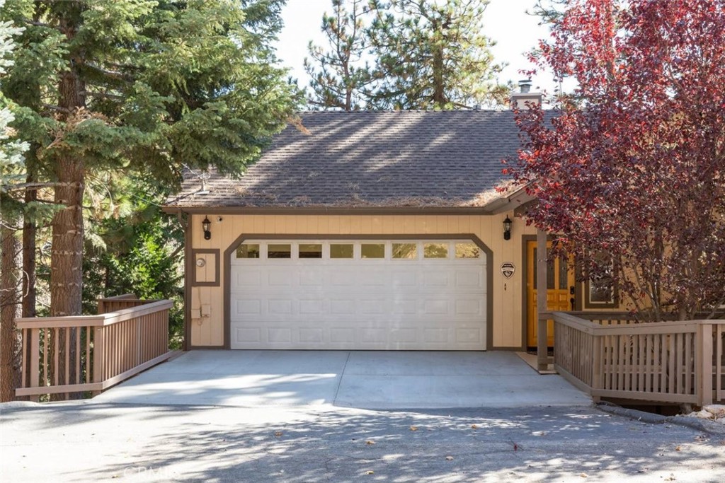 26601 Thunderbird Drive, Lake Arrowhead, CA 92352