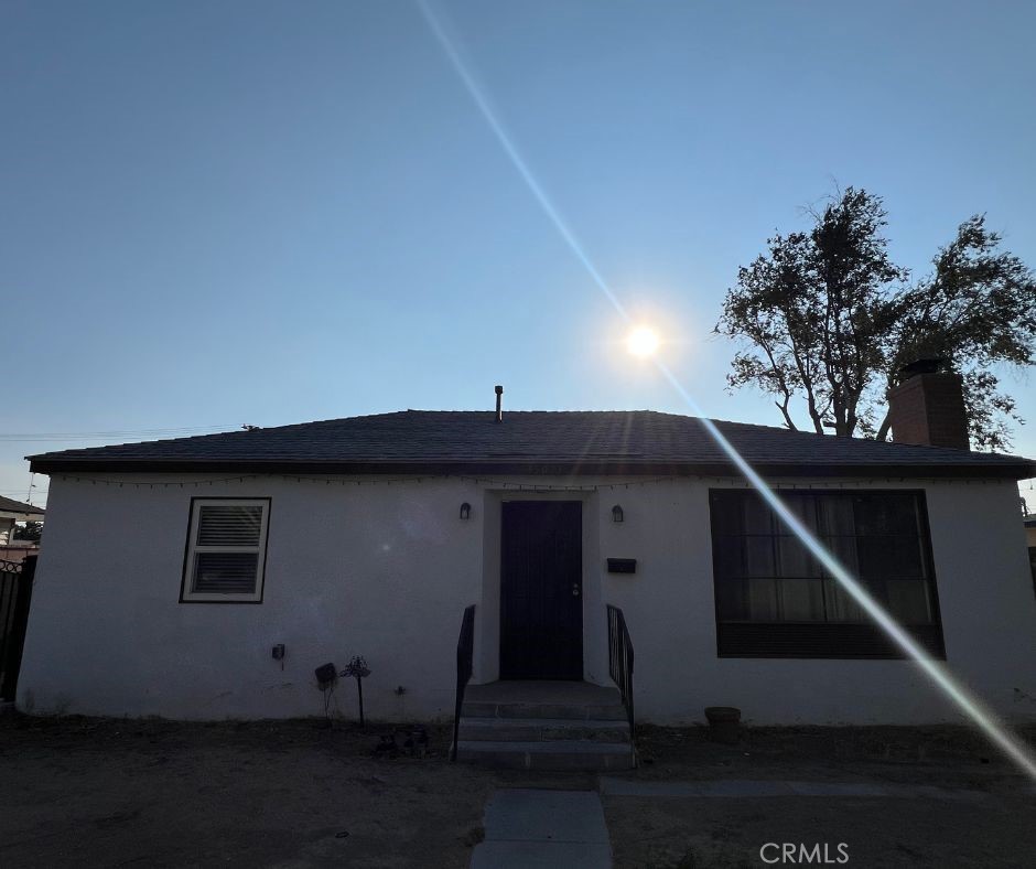 45027 11Th Street, Lancaster, CA 93534