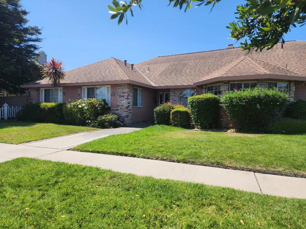 1058 Kentfield Drive, Salinas, CA 93901