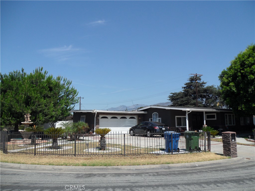 5909 N Edenfield Avenue, Azusa, CA 91702