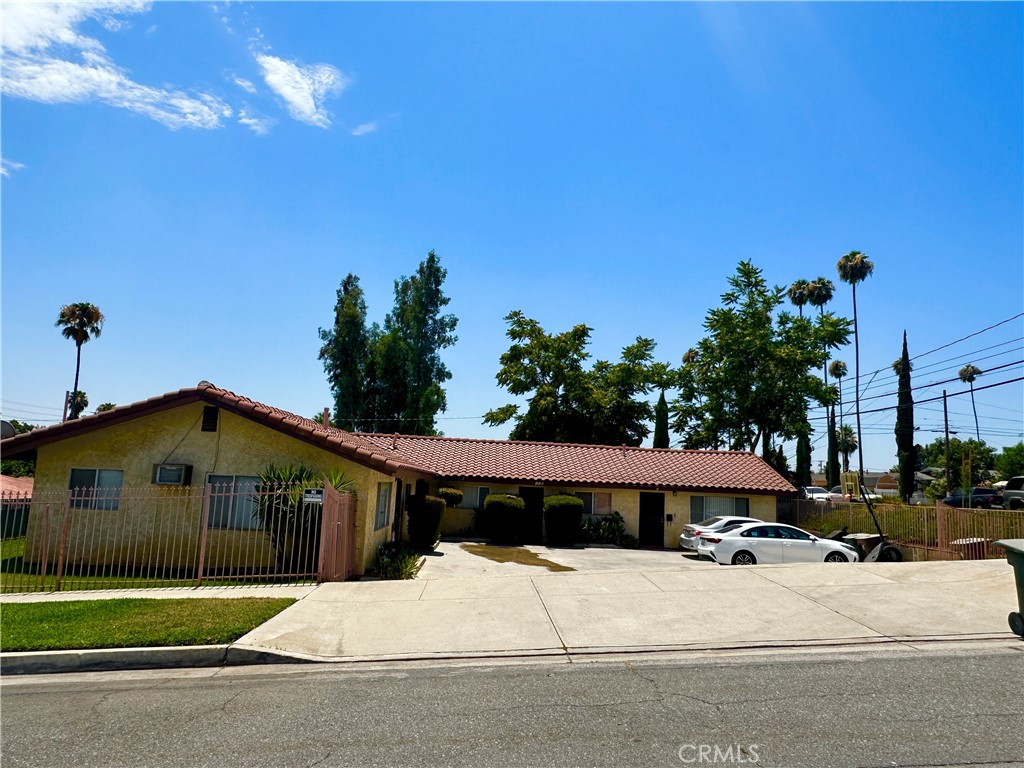 490 W F Street, Colton, CA 92324