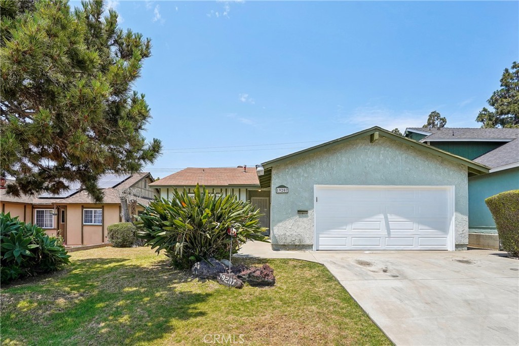 19207 Northwood Avenue, Carson, CA 90746