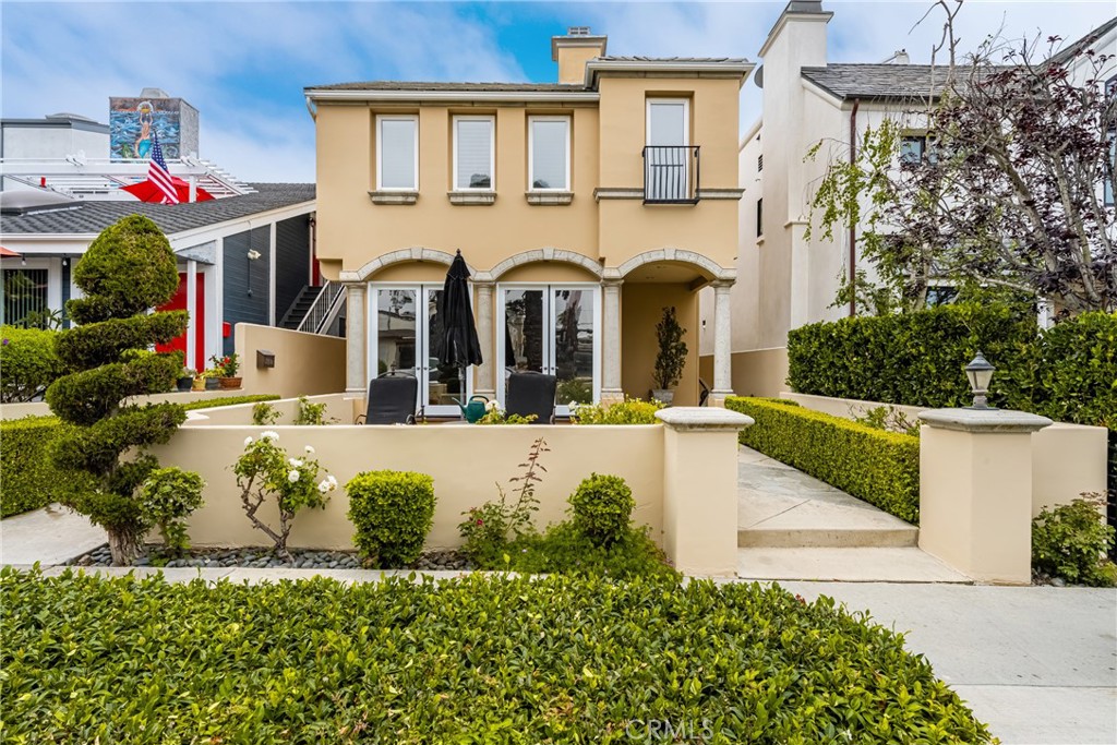 602 Larkspur Avenue, #A, Corona del Mar, CA 92625