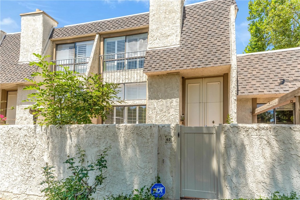 6201 Shoup Avenue, #67, Woodland Hills, CA 91367