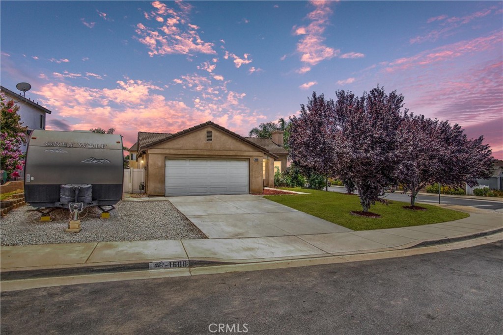 1688 Stone Creek Road, Beaumont, CA 92223