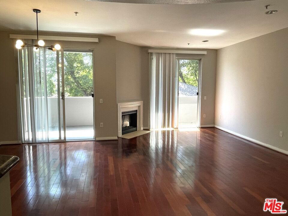 4442 Coldwater Canyon Avenue, #103, Studio City, CA 91604