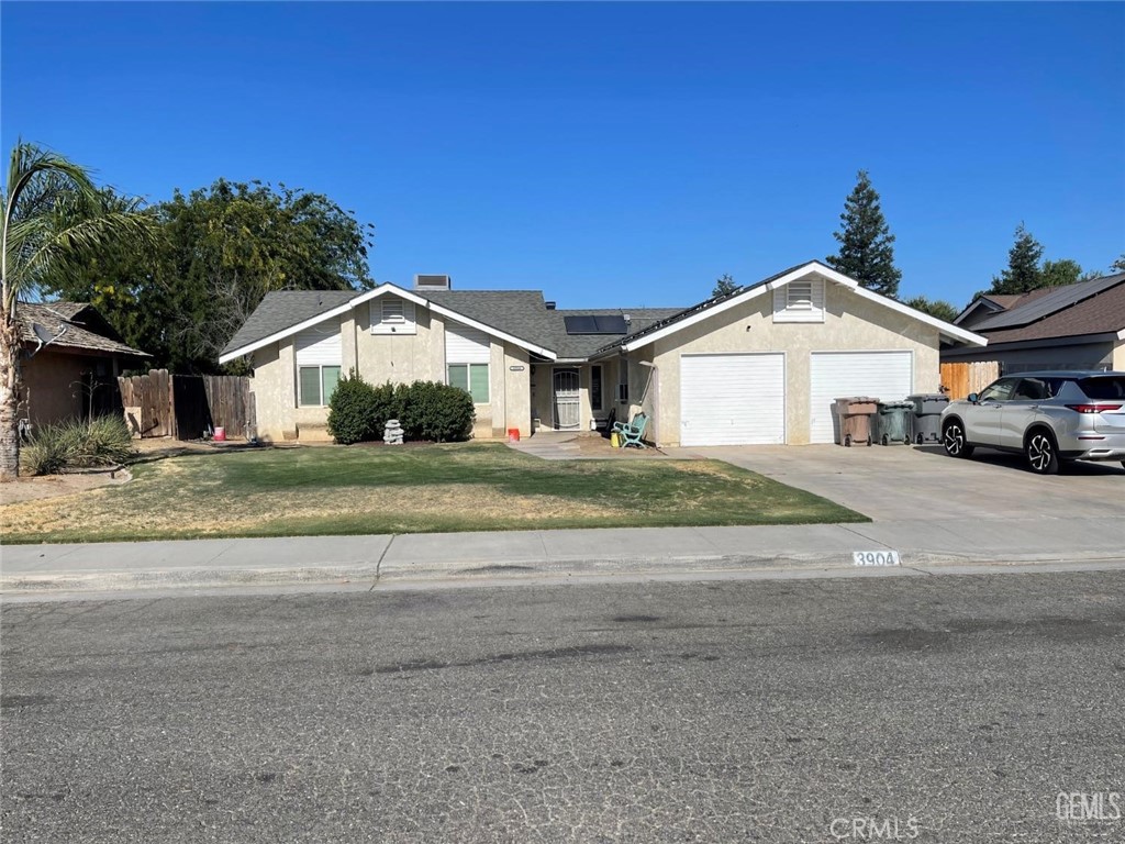 3904 Peachwood Court, Bakersfield, CA 93309