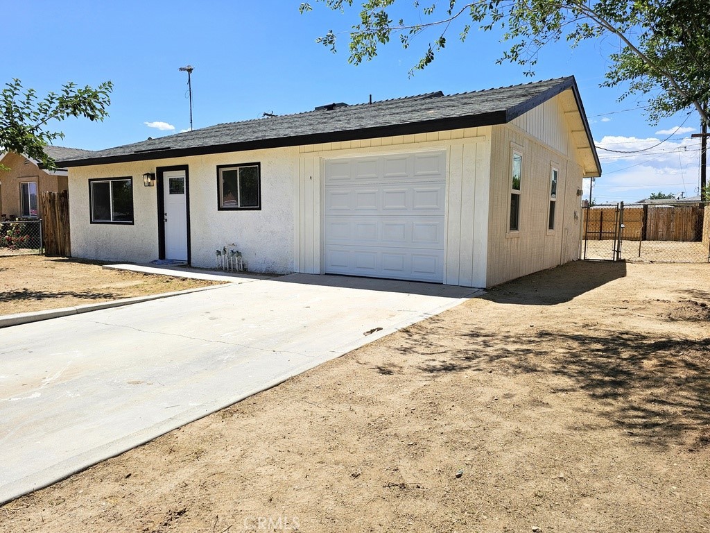 917 S Yorktown Street, Ridgecrest, CA 93555