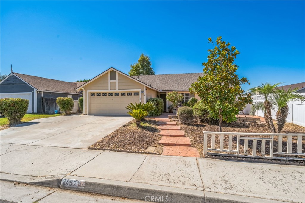 2457 Rose Avenue, Hemet, CA 92545