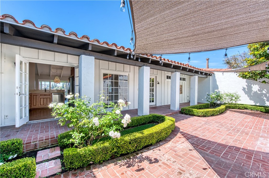 675 Vista Bonita, Newport Beach, CA 92660