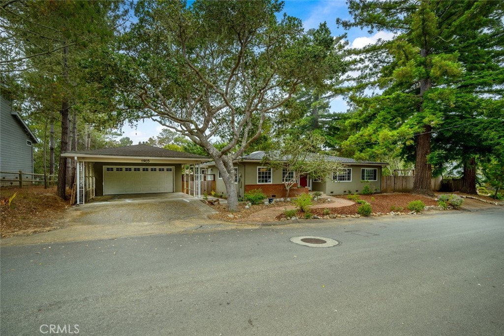 1905 Dreydon Avenue, Cambria, CA 93428