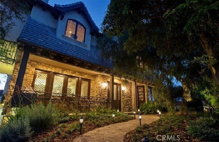 20431 Cypress Street | Similar Property Thumbnail 5