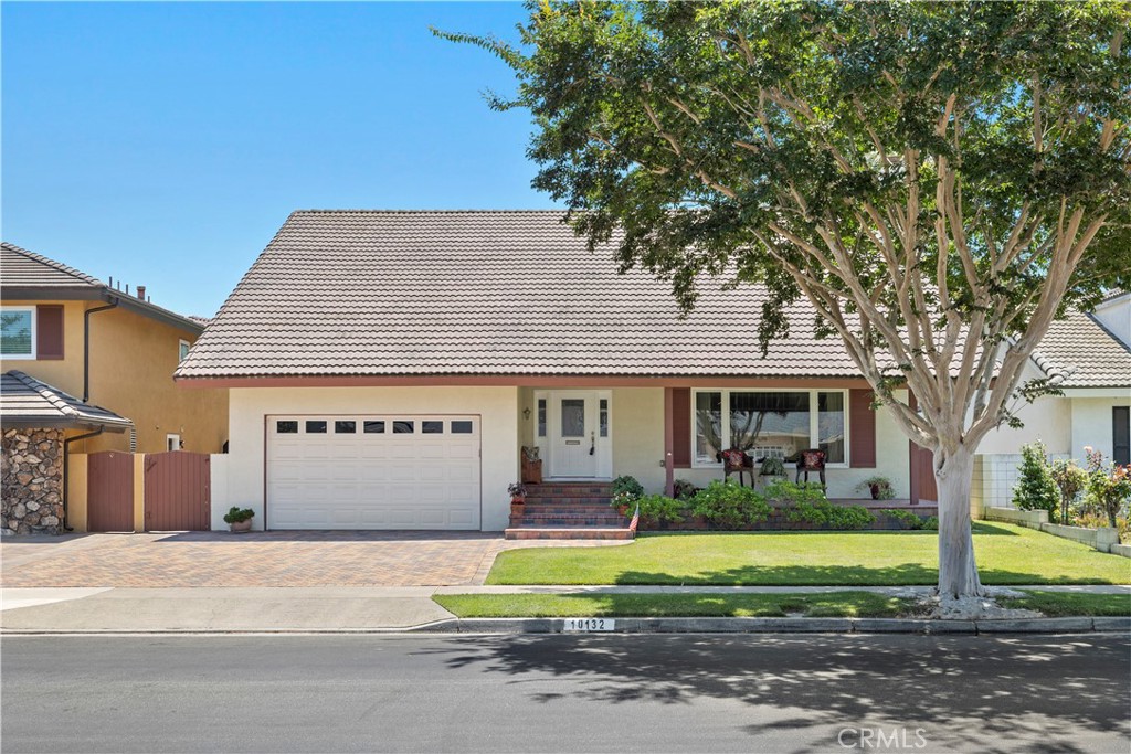 10132 Crailet Drive, Huntington Beach, CA 92646