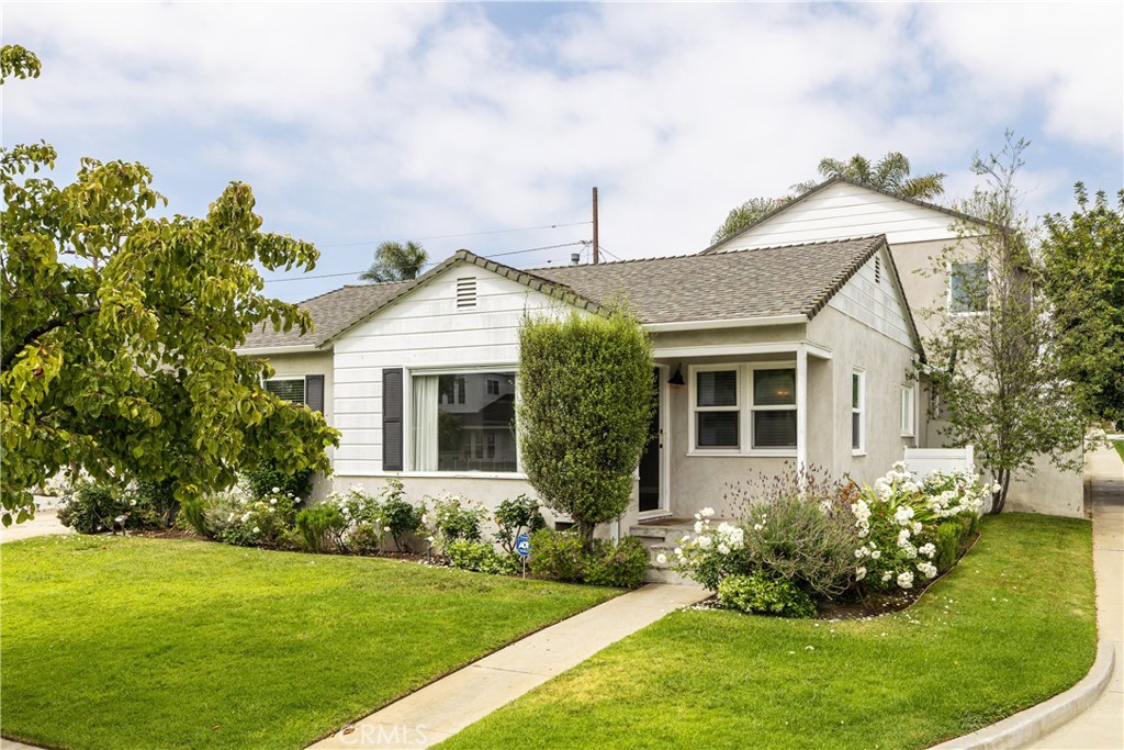 2209 Faymont Avenue, Manhattan Beach, CA 90266