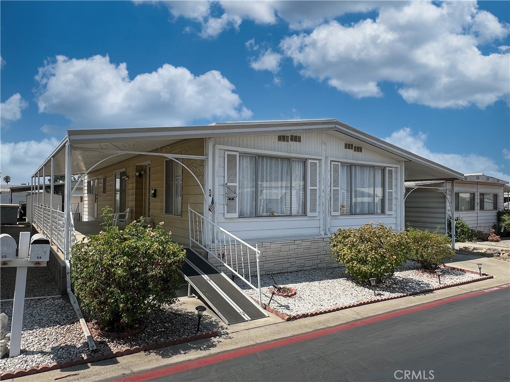 975 California St , Spc 54, Calimesa, CA 92320