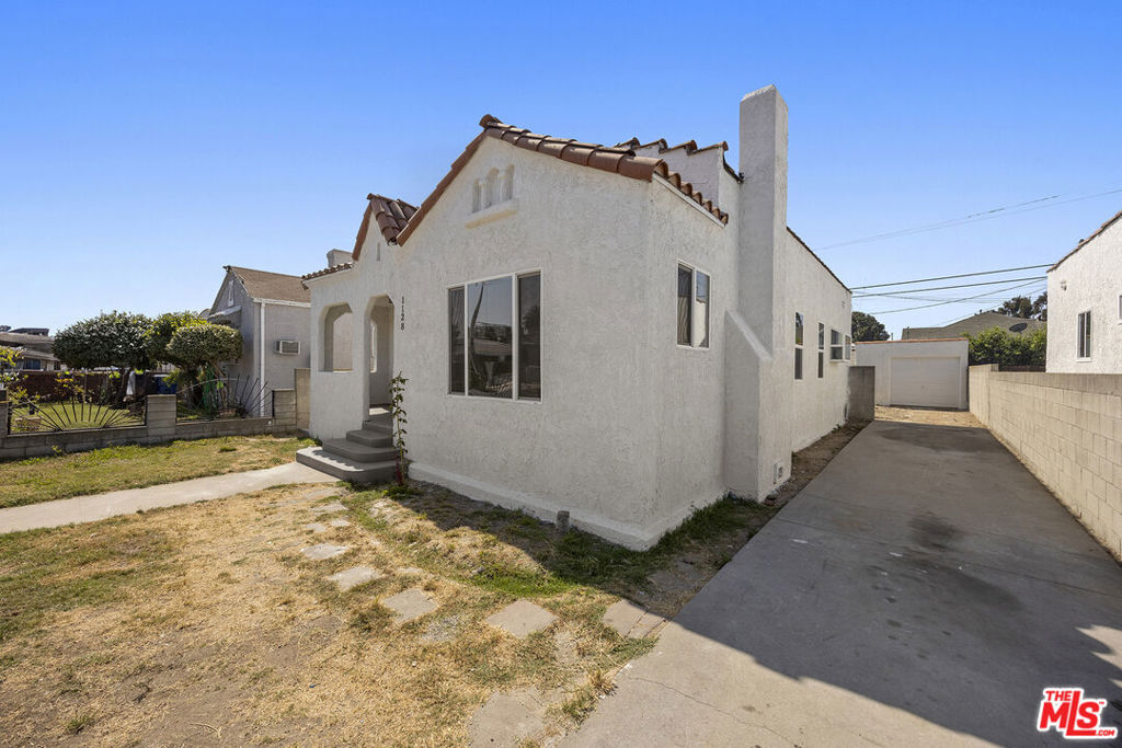 1128 W 65Th Place, Los Angeles, CA 90044