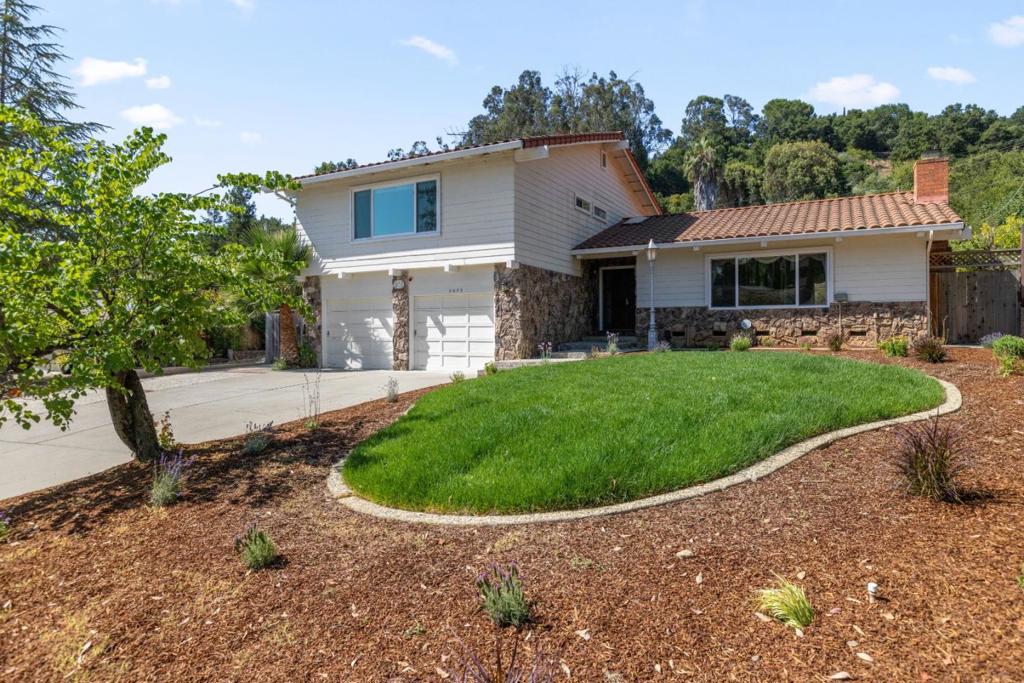 5971 Vista Loop, San Jose, CA 95124