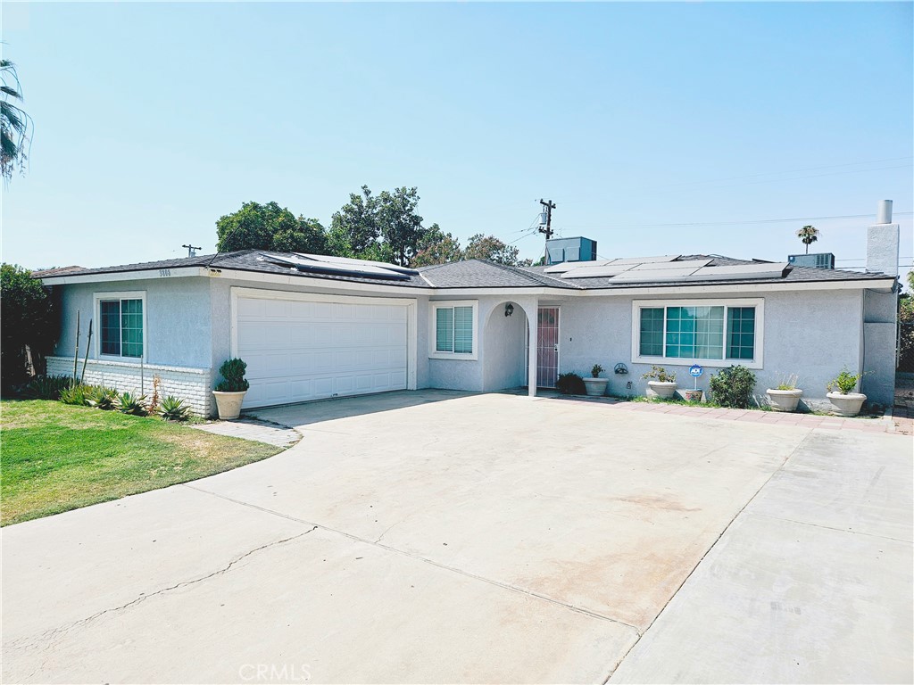 3808 Hoffman Avenue, Bakersfield, CA 93309