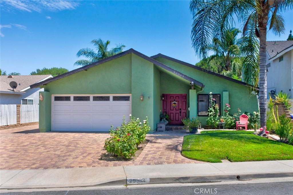 25383 Via Palacio, Valencia, CA 91355