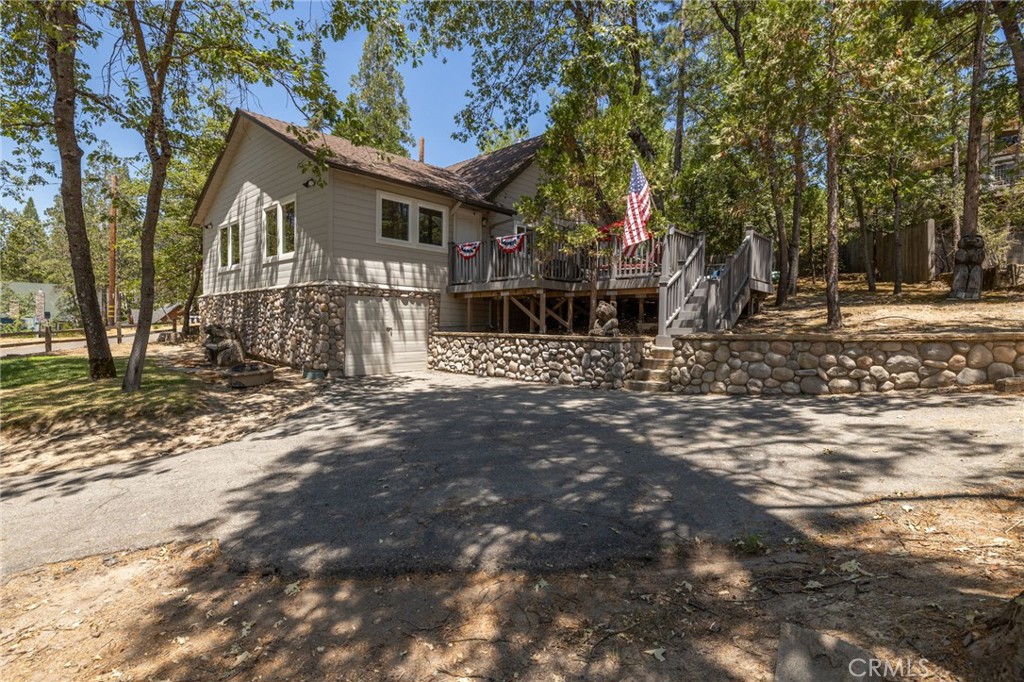 53953 Road 432, Bass Lake, CA 93604