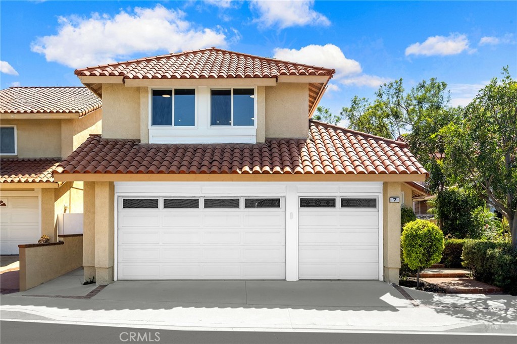 7 Castillo, Irvine, CA 92620