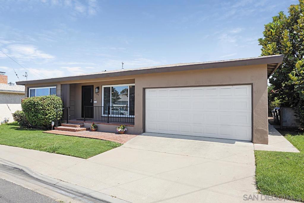 6828 Julie, San Diego, CA 92115