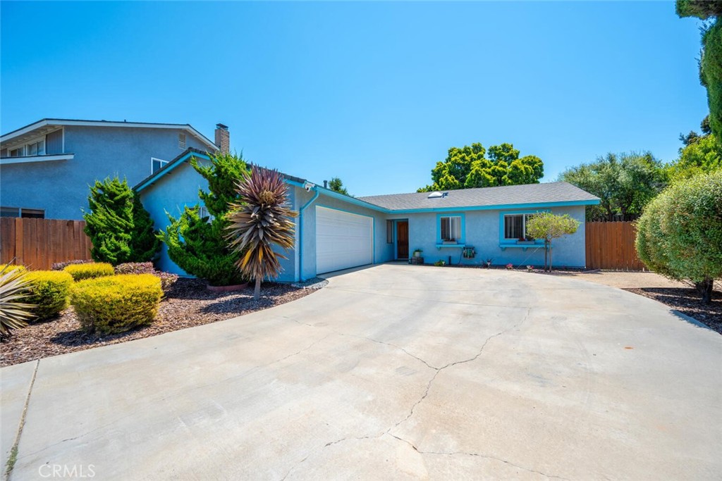 1214 Jessie Court, Santa Maria, CA 93454