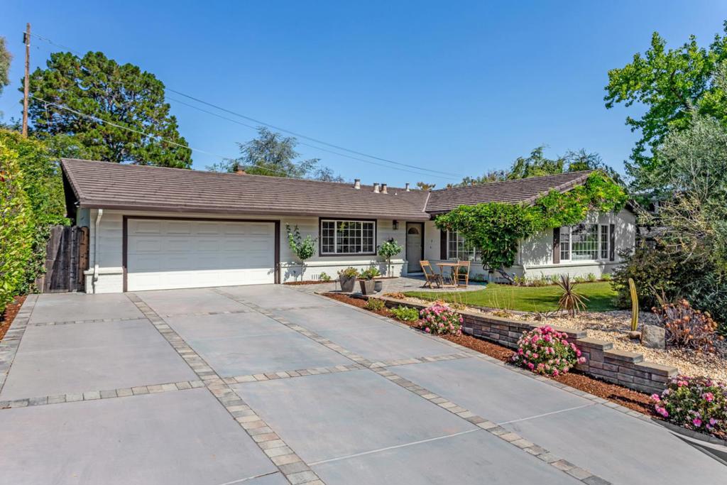 1465 Redwood Drive, Los Altos, CA 94024