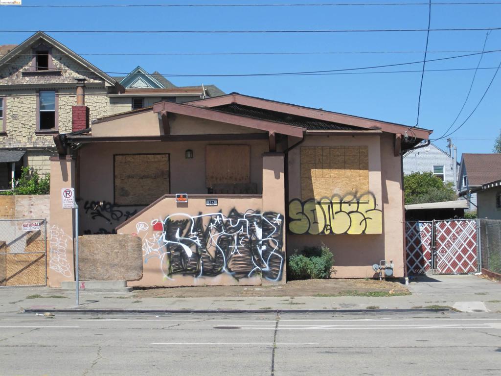 612 E 8Th St, Oakland, CA 94606