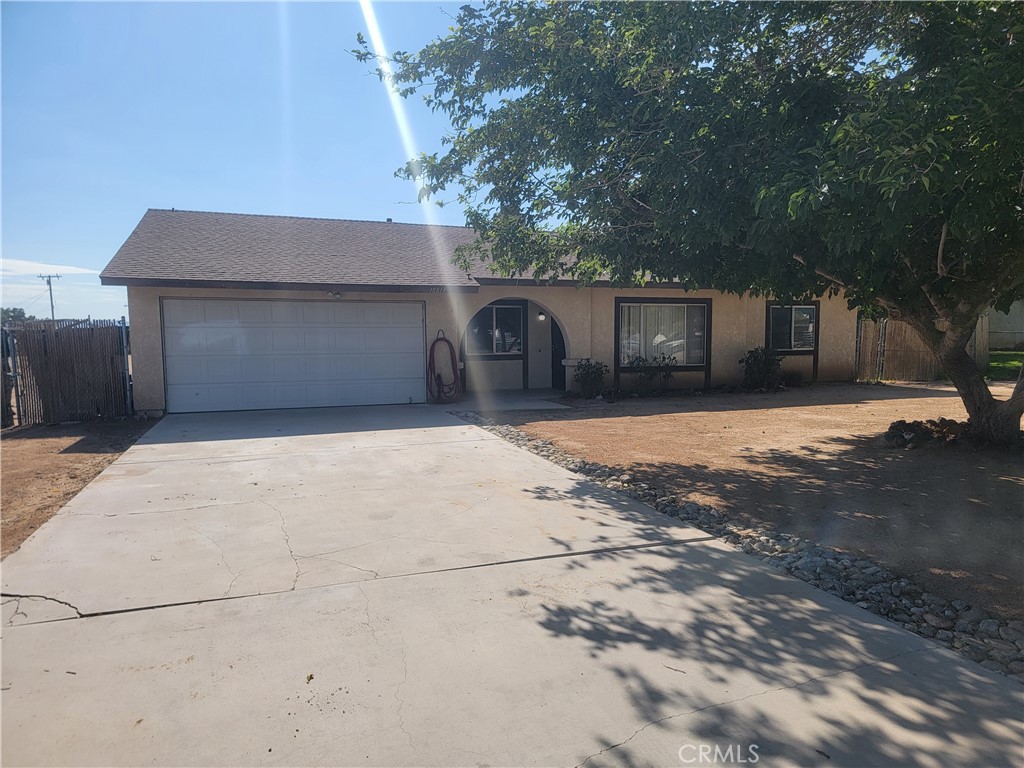 10813 Pinon Avenue, Hesperia, CA 92345