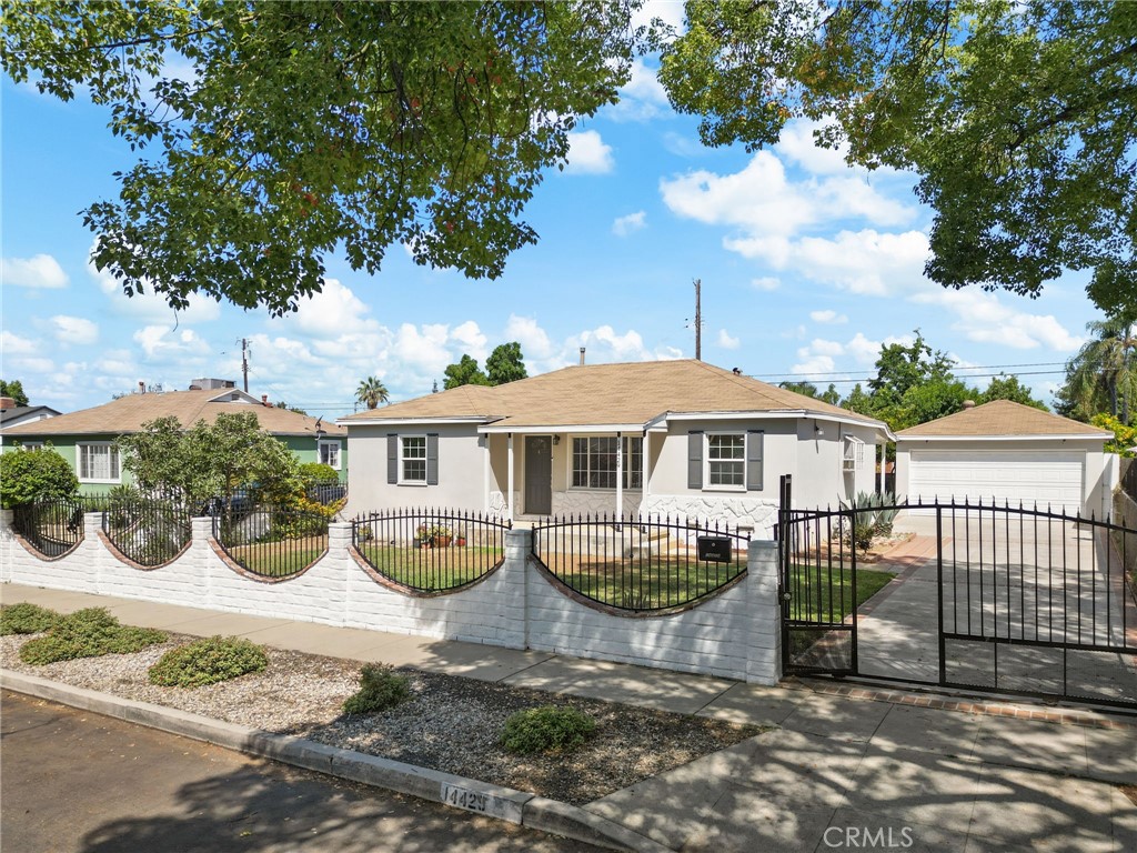 14429 Pinney Street, Arleta, CA 91331