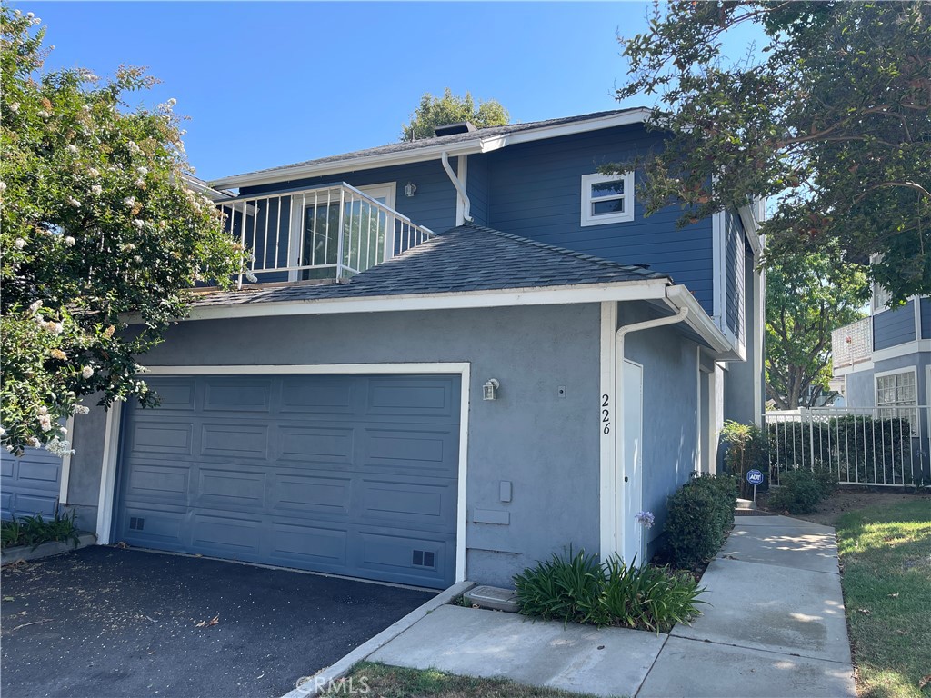 226 N Glendora Avenue, Covina, CA 91727