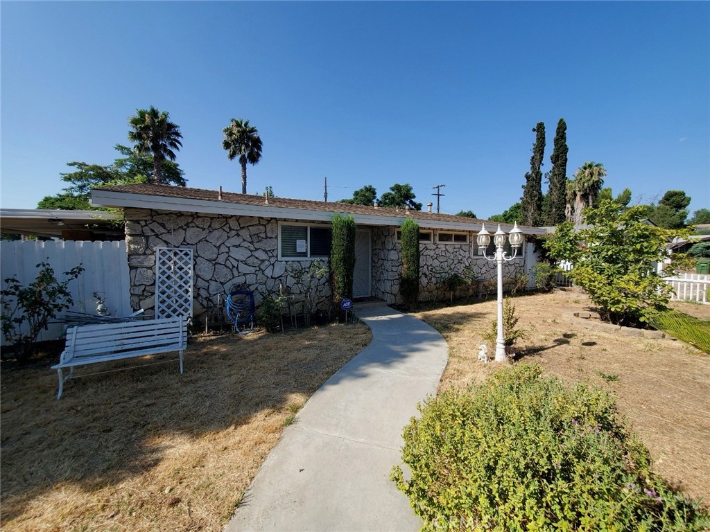 15520 Donmetz Street, Mission Hills (San Fernando), CA 91345