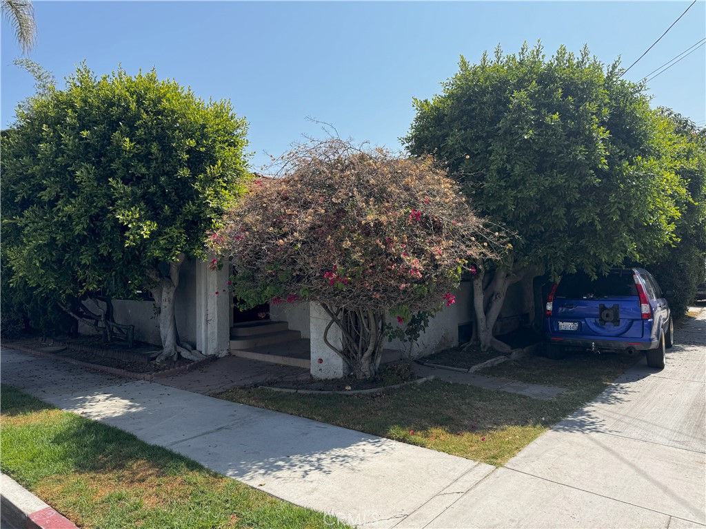 428 Bonito, Long Beach, CA 90802