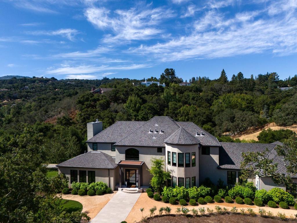 13501 Paseo Del Roble Drive, Los Altos Hills, CA 94022