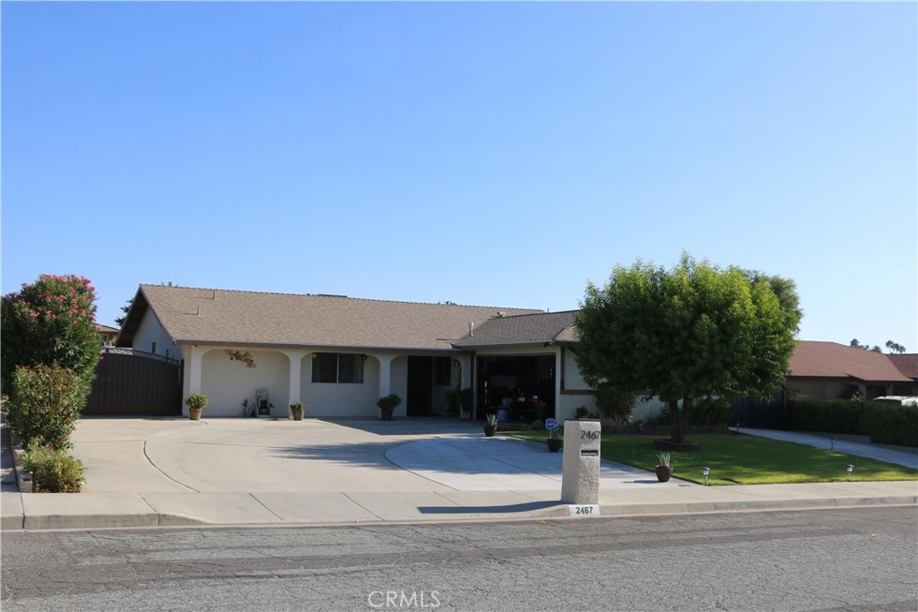 2467 Woodberry Avenue, Hemet, CA 92544